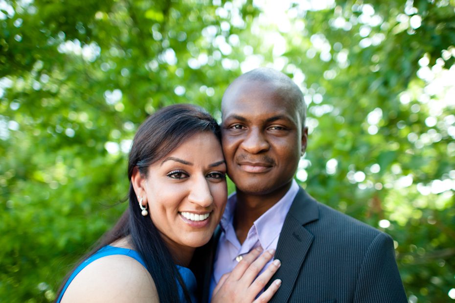 springtime engagement pictures