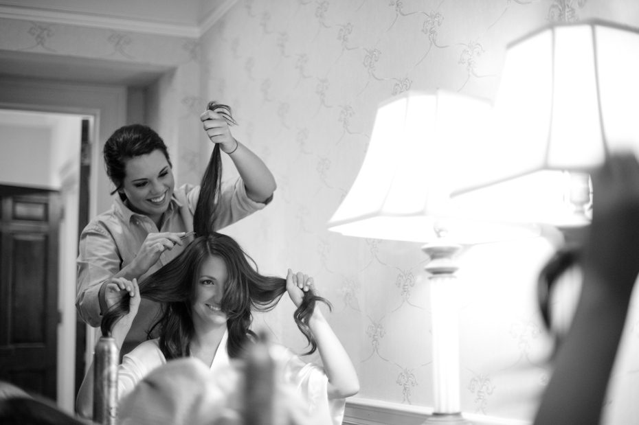Bride getting ready pictures