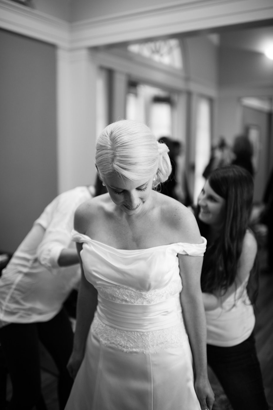 Black and white wedding picture