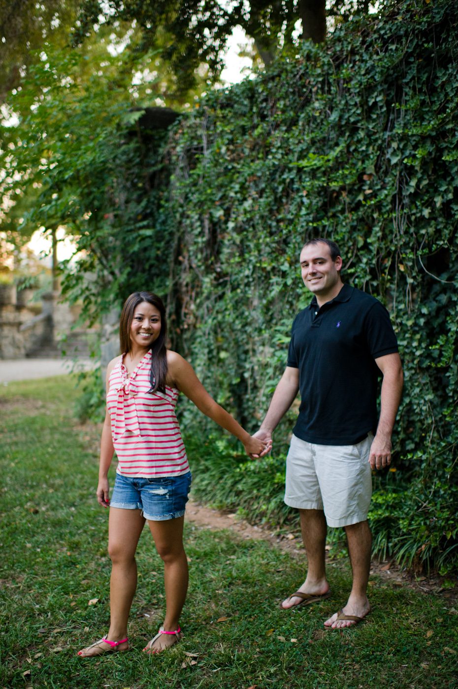 Outdoor engagement pictures