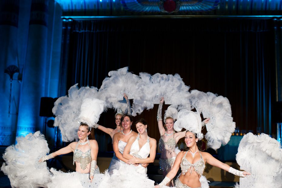 Vintage wedding with dancers