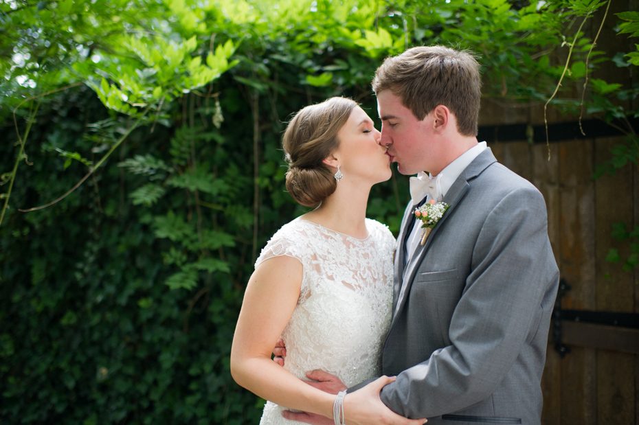 Carl House Wedding Photos by The Studio B Photography
