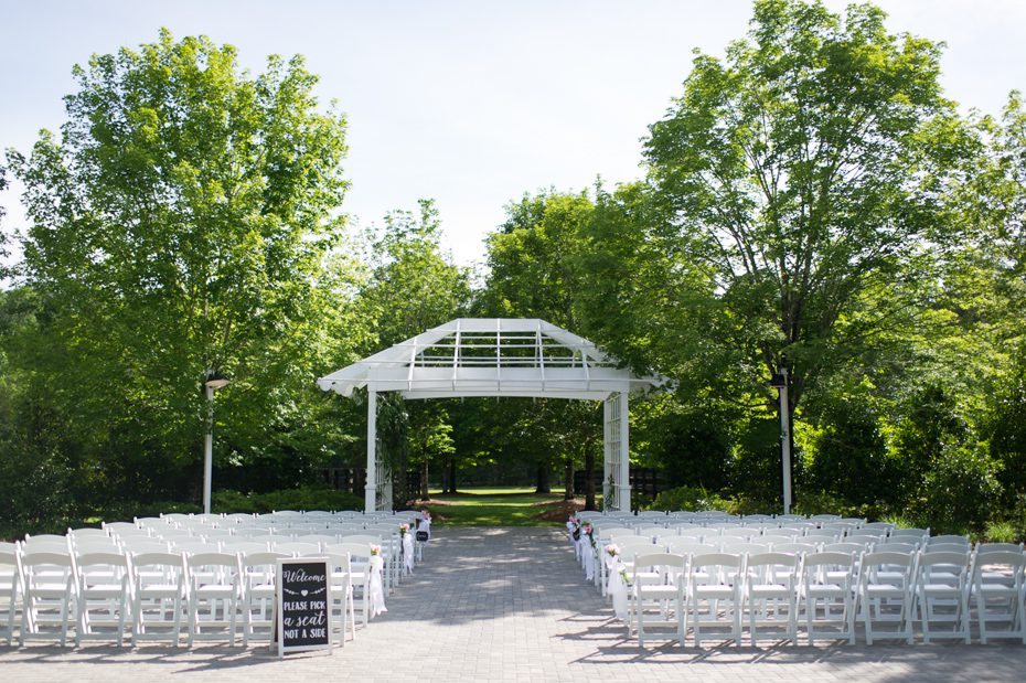 Foxhall Resort Stables Ceremony Site